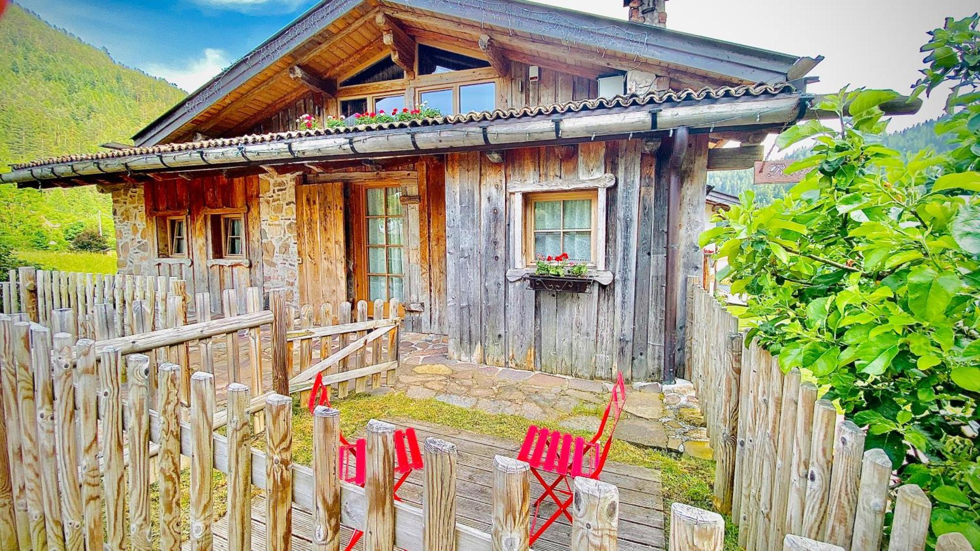 Maso Franceschella Bed & Breakfast Carano  Exterior photo