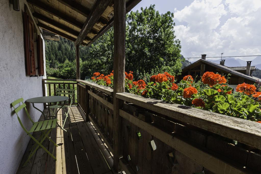 Maso Franceschella Bed & Breakfast Carano  Exterior photo
